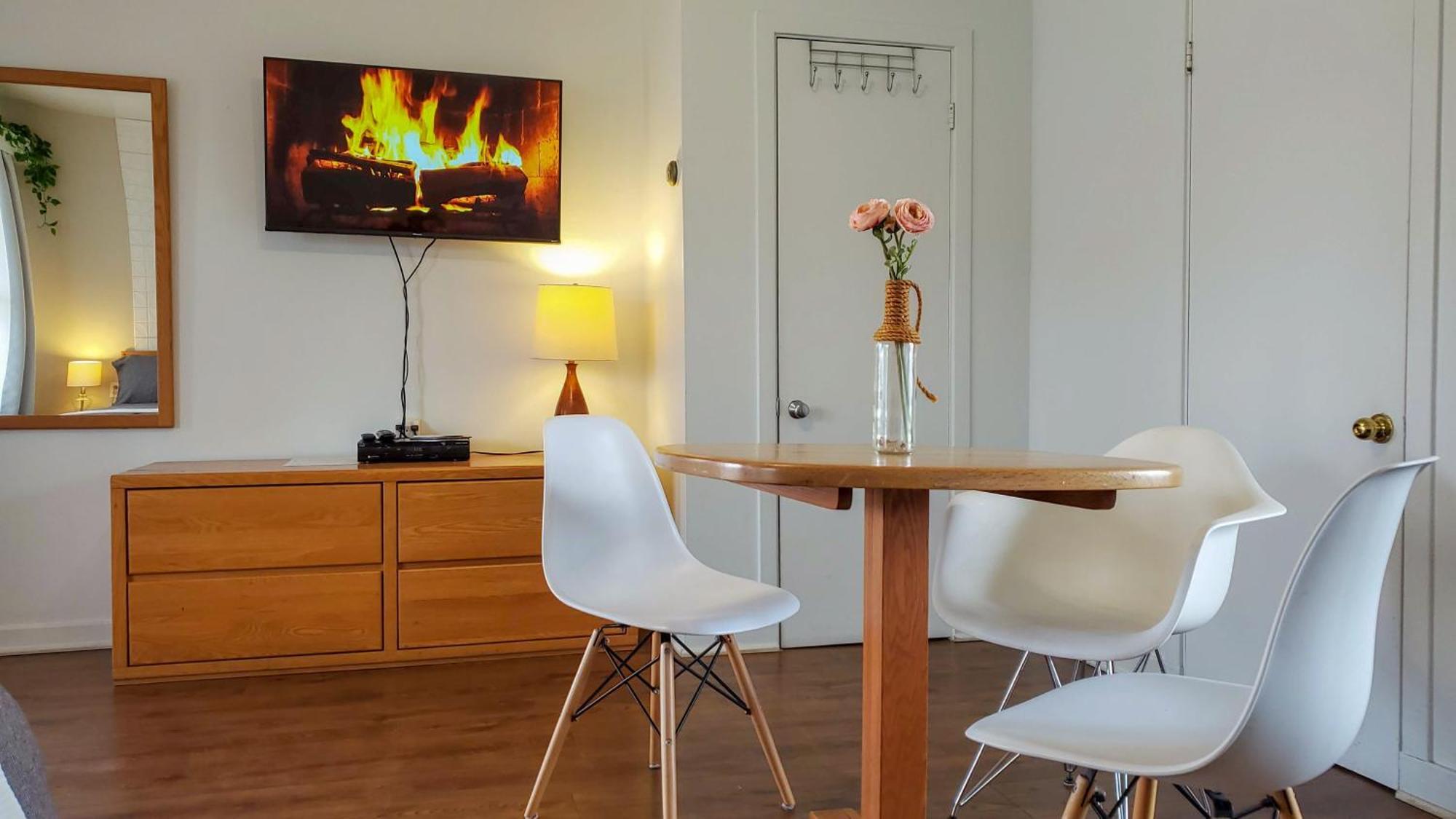 Motel Lofts Fleuve Et Montagnes Sainte-Anne-de-Beaupré Esterno foto