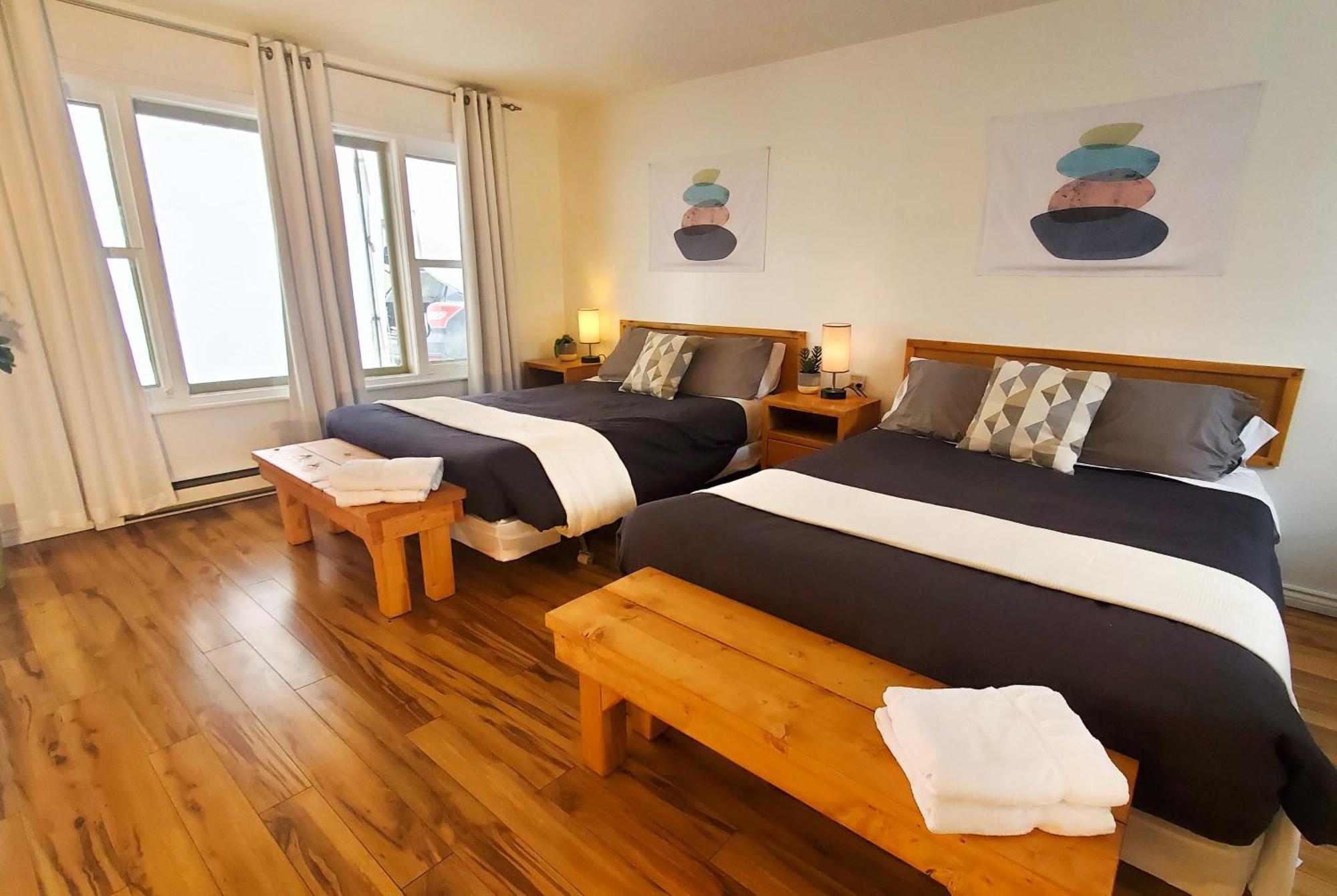 Motel Lofts Fleuve Et Montagnes Sainte-Anne-de-Beaupré Esterno foto