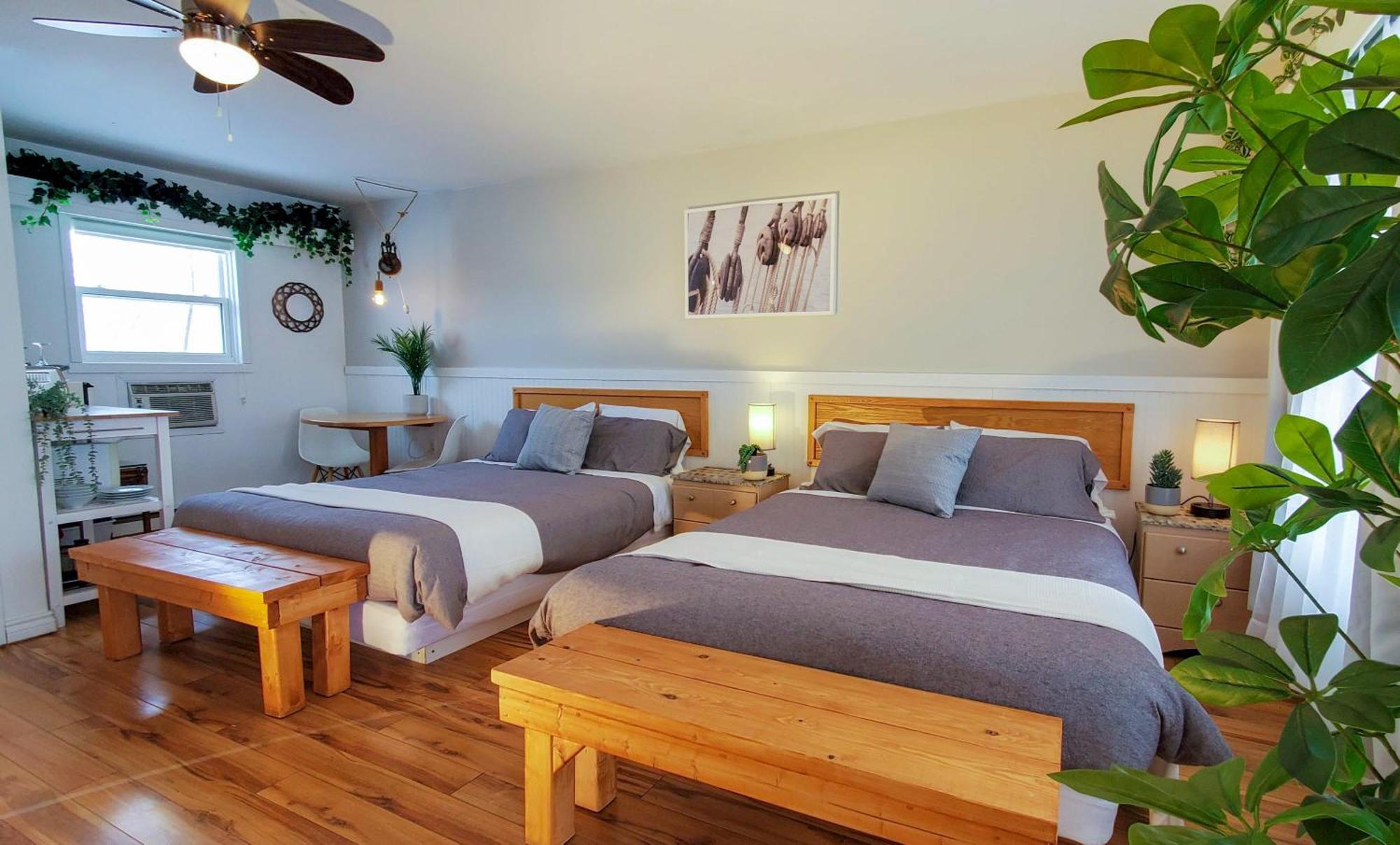 Motel Lofts Fleuve Et Montagnes Sainte-Anne-de-Beaupré Esterno foto