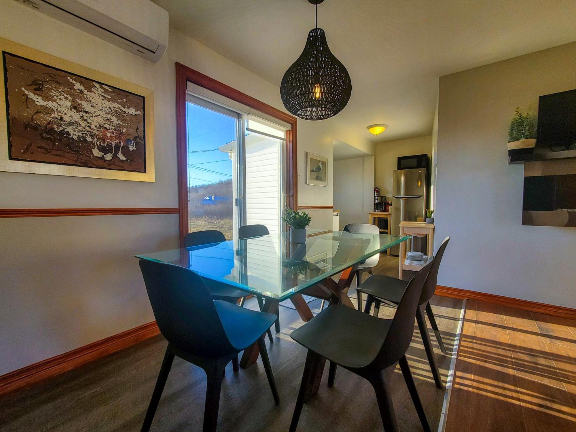 Motel Lofts Fleuve Et Montagnes Sainte-Anne-de-Beaupré Esterno foto