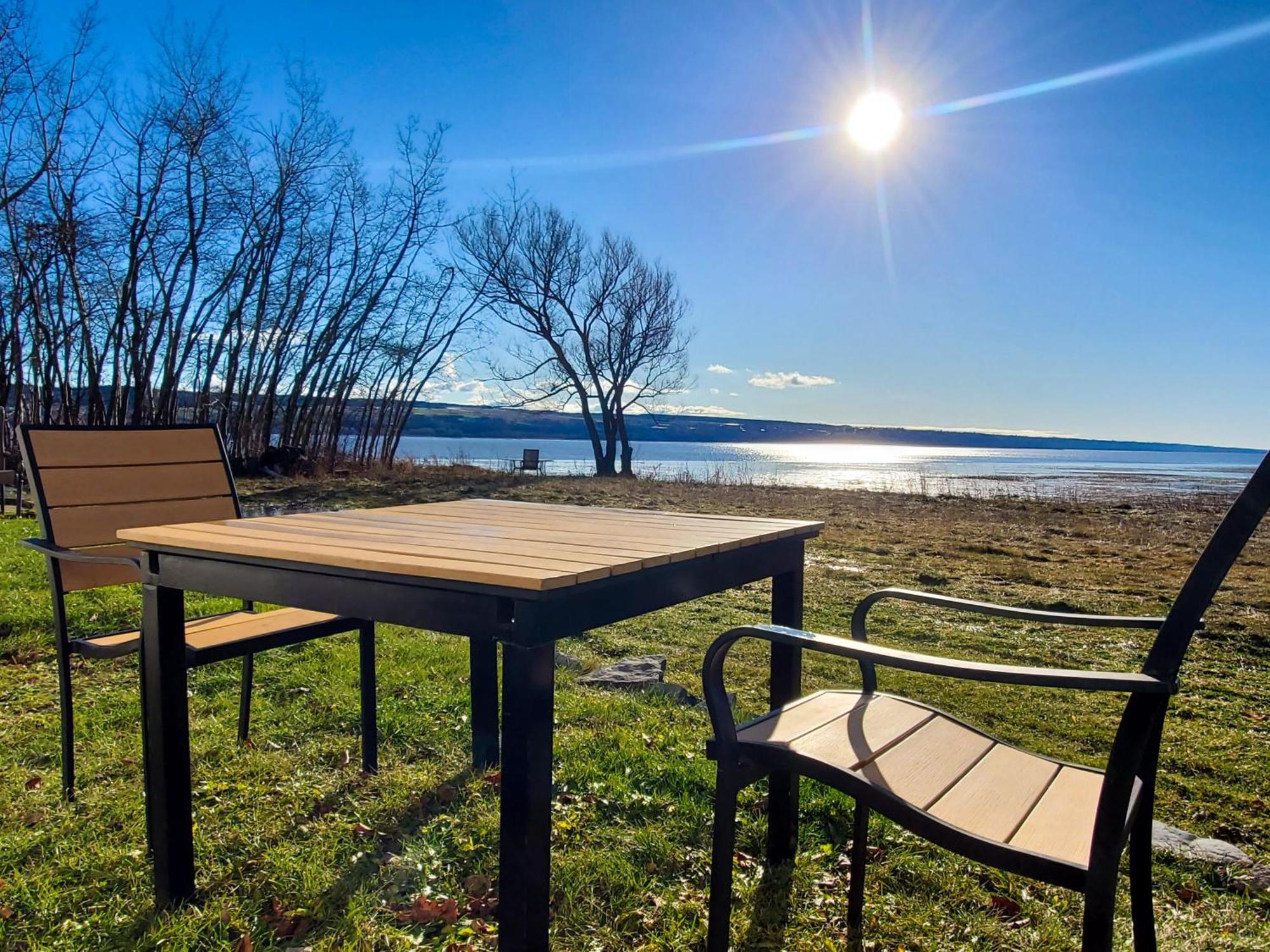 Motel Lofts Fleuve Et Montagnes Sainte-Anne-de-Beaupré Esterno foto